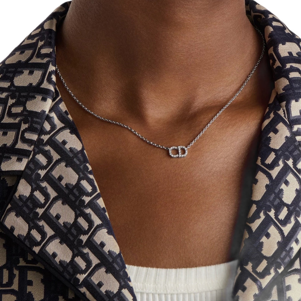 COLLAR LOGO CD CON ZIRCONIA SILVER