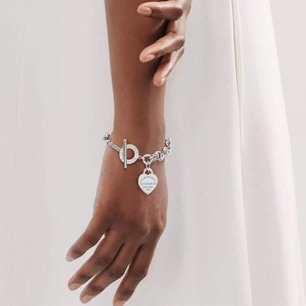 PULSERA CON PASADOR Y PLACA ESTILO CORAZON SILVER