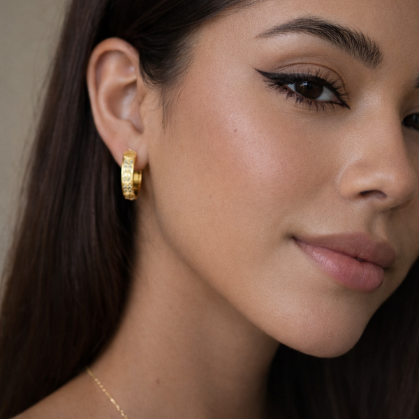 ARETES LOVE CON MICRO ZIRCONIAS GOLD C