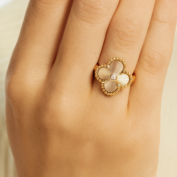 ANILLO TRÉBOL CON ZIRCONIA ROSE GOLD VF