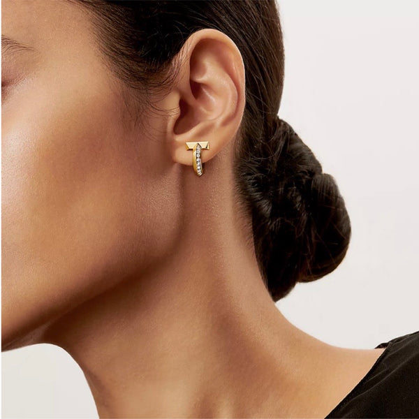 ARETES T GOLD MIDDLE ZIRCONIAS