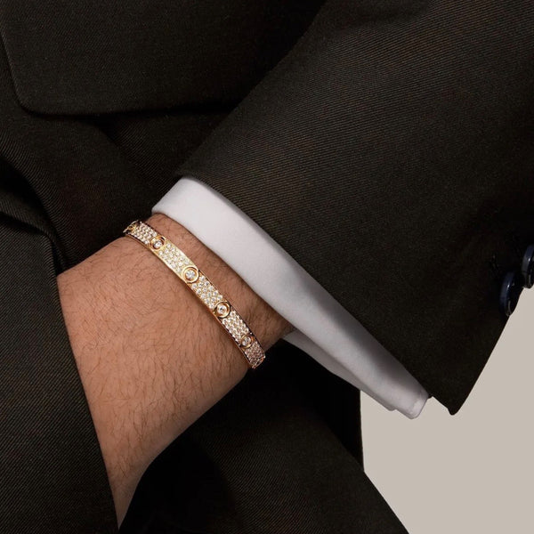 PULSERA LOVE GOLD CON MICROZIRCONIAS Y ZIRCONIAS