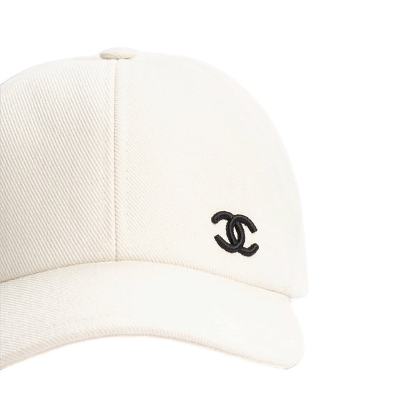 GORRA CC WHITE