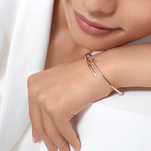 PULSERA CLAVO ROSE GOLD DELGADA