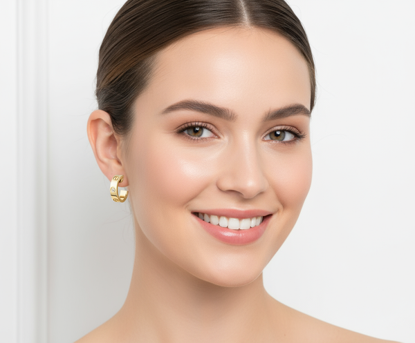 ARETES LOVE GOLD CON ZIRCONIA