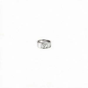 ANILLO LV SIGNATURE SILVER
